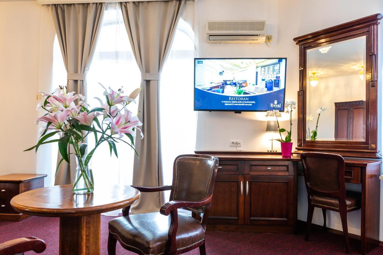 Garni Hotel Royal Crown Subotica Ngoại thất bức ảnh